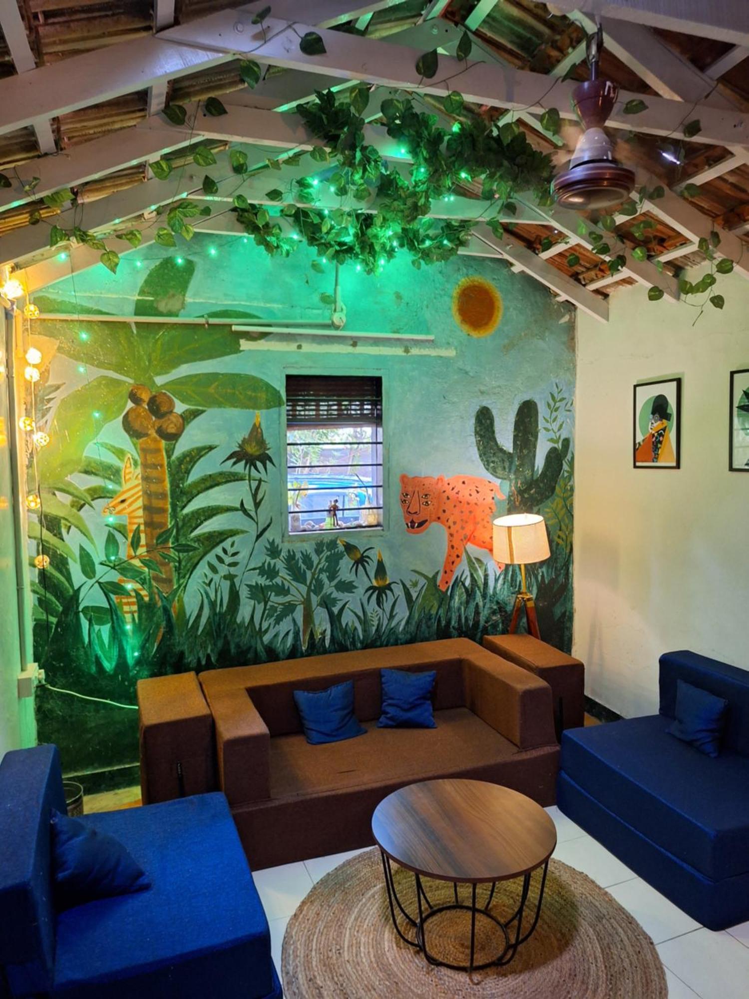 The Lazy Palm Shack Hotel Coimbatore Exterior foto